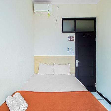 Hotel Bantal Guling Alun Alun Bandung Exterior foto
